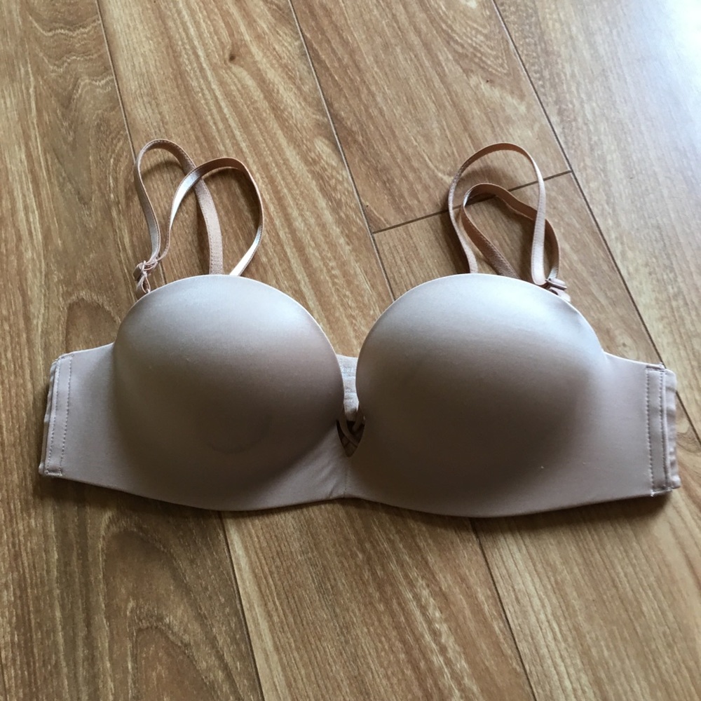 Victoria’s Secret 34AA Bombshell Strapless Bra